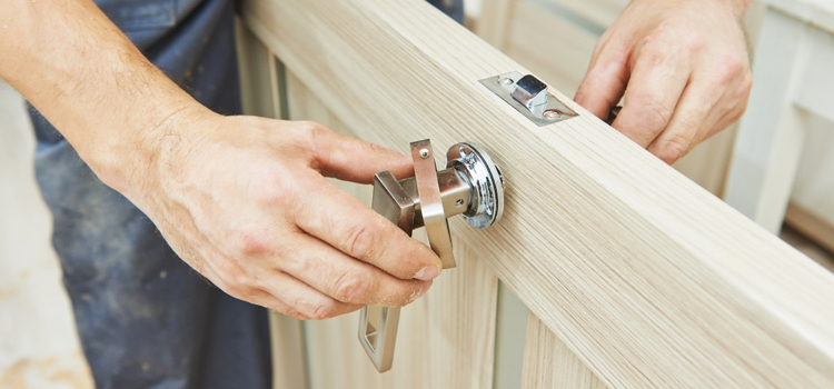 interior door repair Lakeland Village